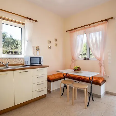 Holiday home Evgenias Olive House *